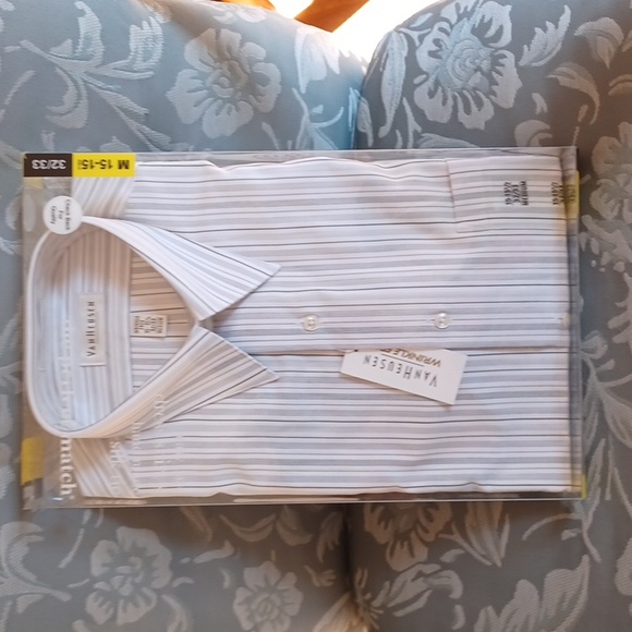 Van Heusen shirt men's size 15-15.5, 32/33 medium - Picture 1 of 4